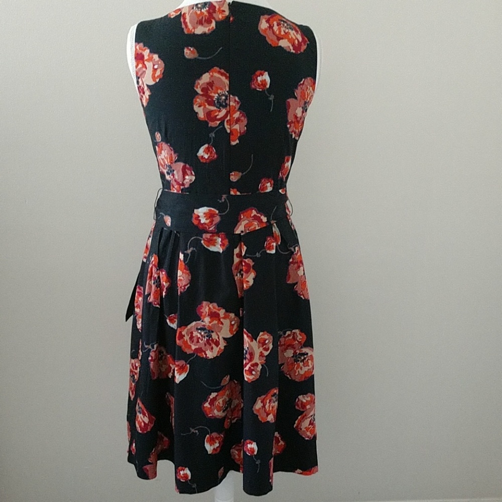 SOLD*L.L. Bean Signature Poplin Dress Black Floral - Picture 6 of 8
